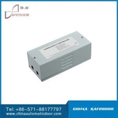 Caja de alimentación de acceso